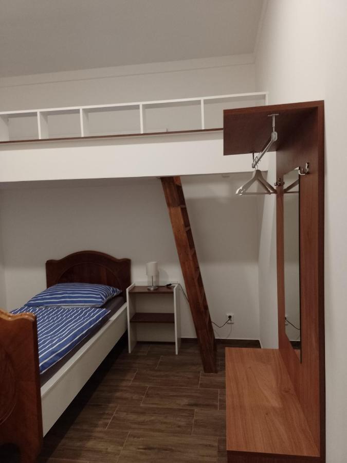 Penzion Litohlavy 17 - Na Samote U Lesa Králŭv Dvŭr 외부 사진